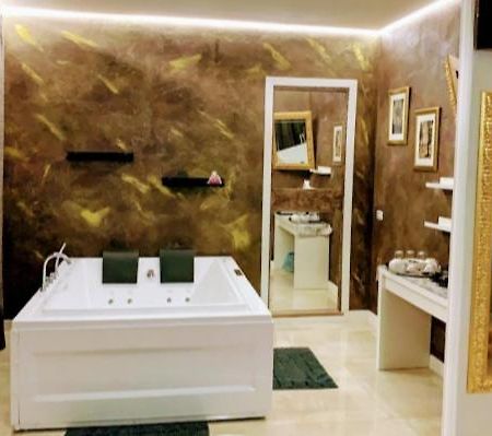 فندق Gold House لا سبيتسْيا المظهر الخارجي الصورة